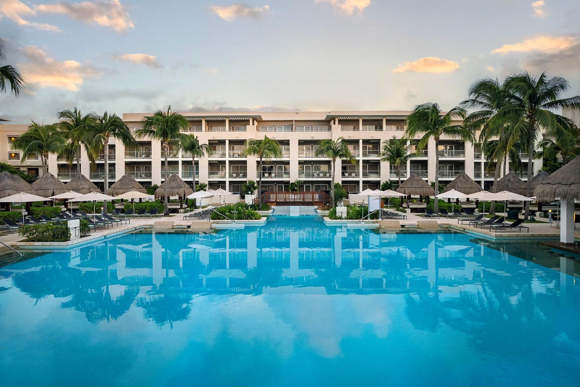 Paradisus La Perla (Adults Only) Плая дел Кармен Екстериор снимка